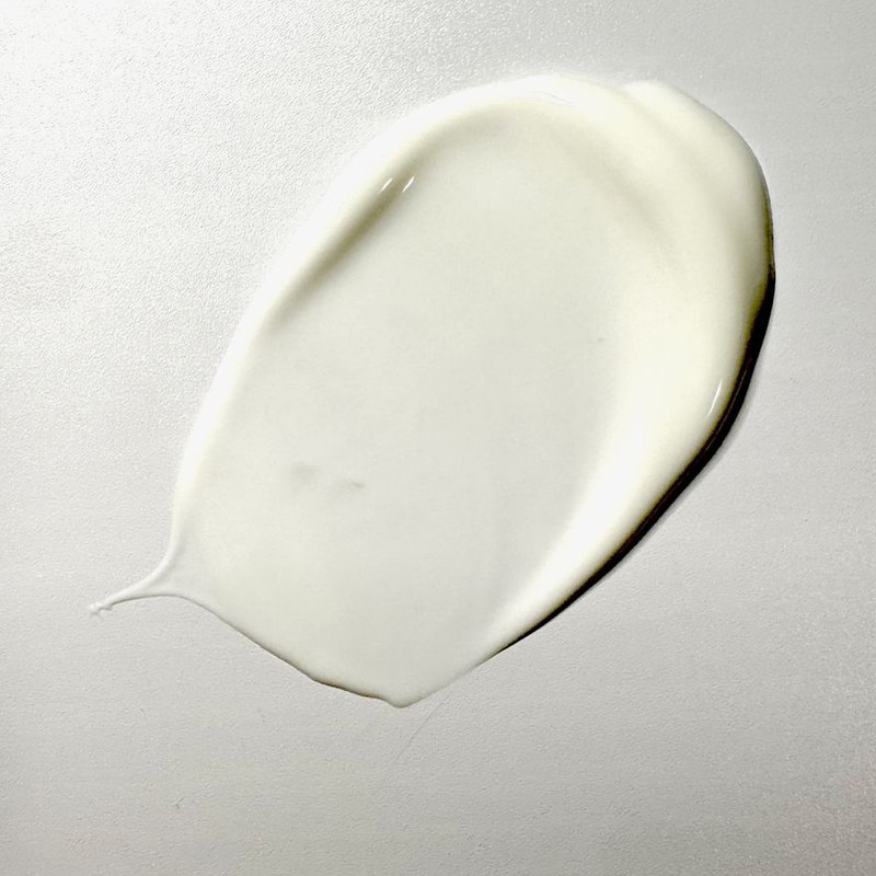 White Cream reference photograph 1